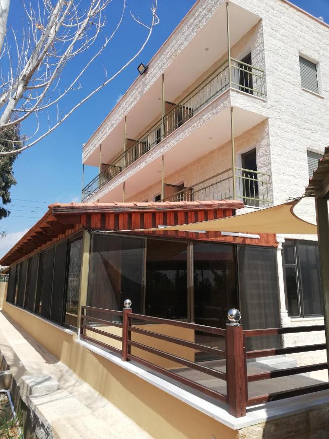 Madaba Camp Resort Esterno foto