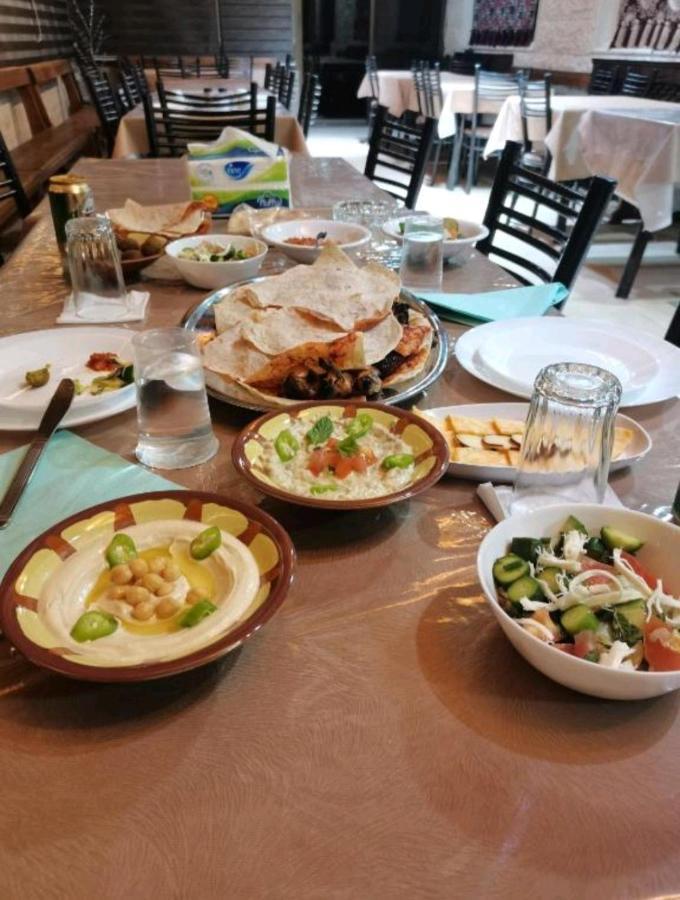 Madaba Camp Resort Esterno foto
